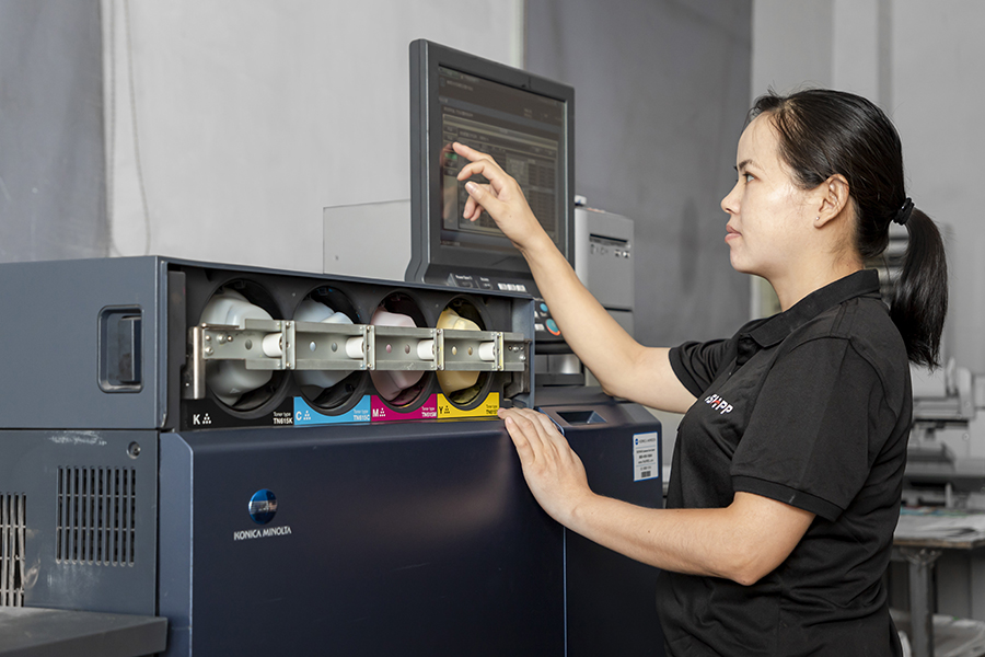 Fuji Xerox high-speed digital printing machines (2C, 4C Sheet-fed)